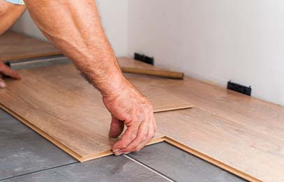 plinten leggen